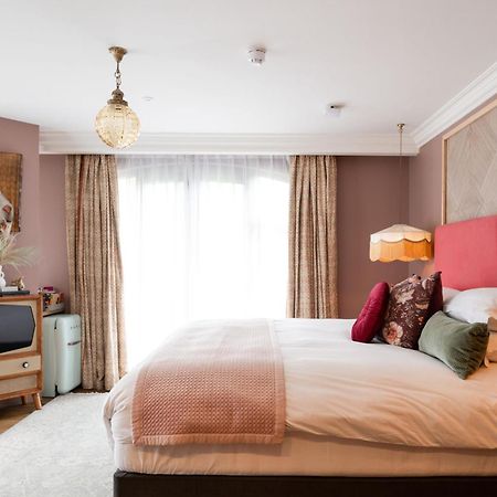The Rabbit Hotel & Retreat Templepatrick Ngoại thất bức ảnh